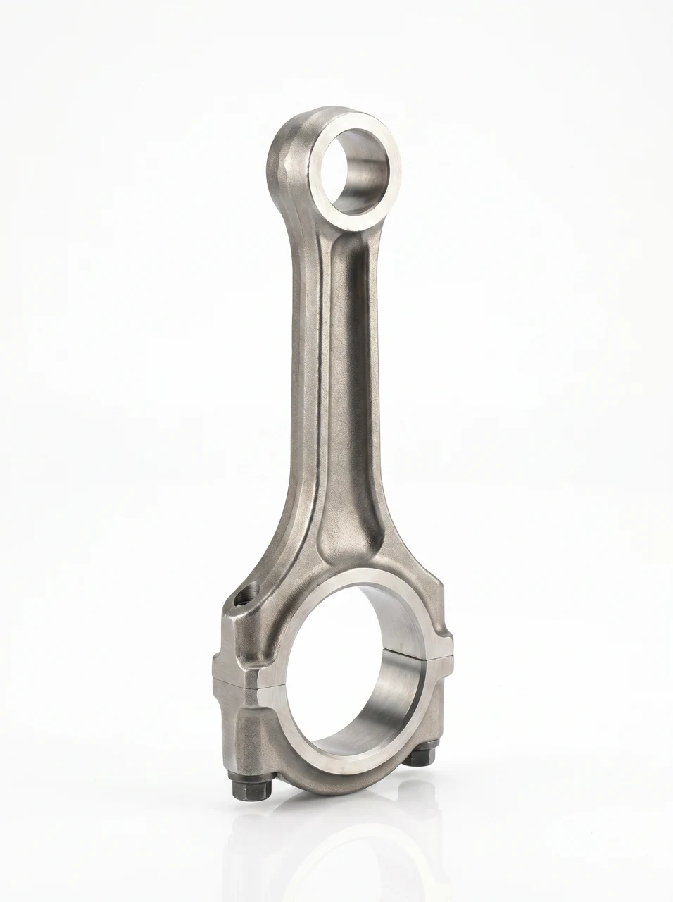 Reconditioned Daihatsu-Daihatsu connecting rod, machined and inspected in India