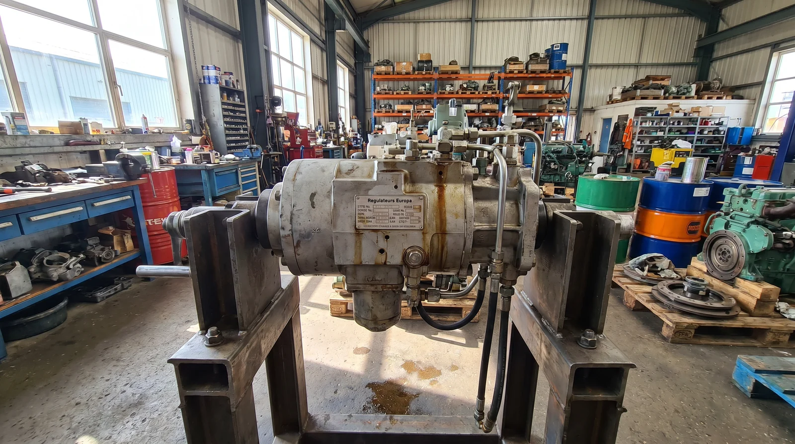 Regulateurs Europa 4000 series and Regulateurs Europa hydraulic parts