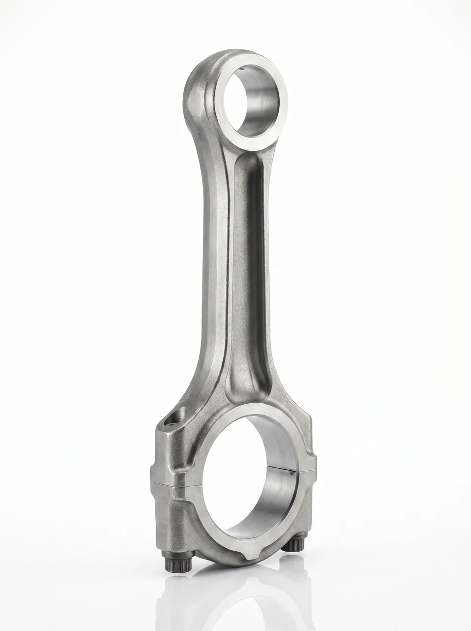 Reconditioned HiMSEN-Hyundai connecting rod, machined and inspected in India