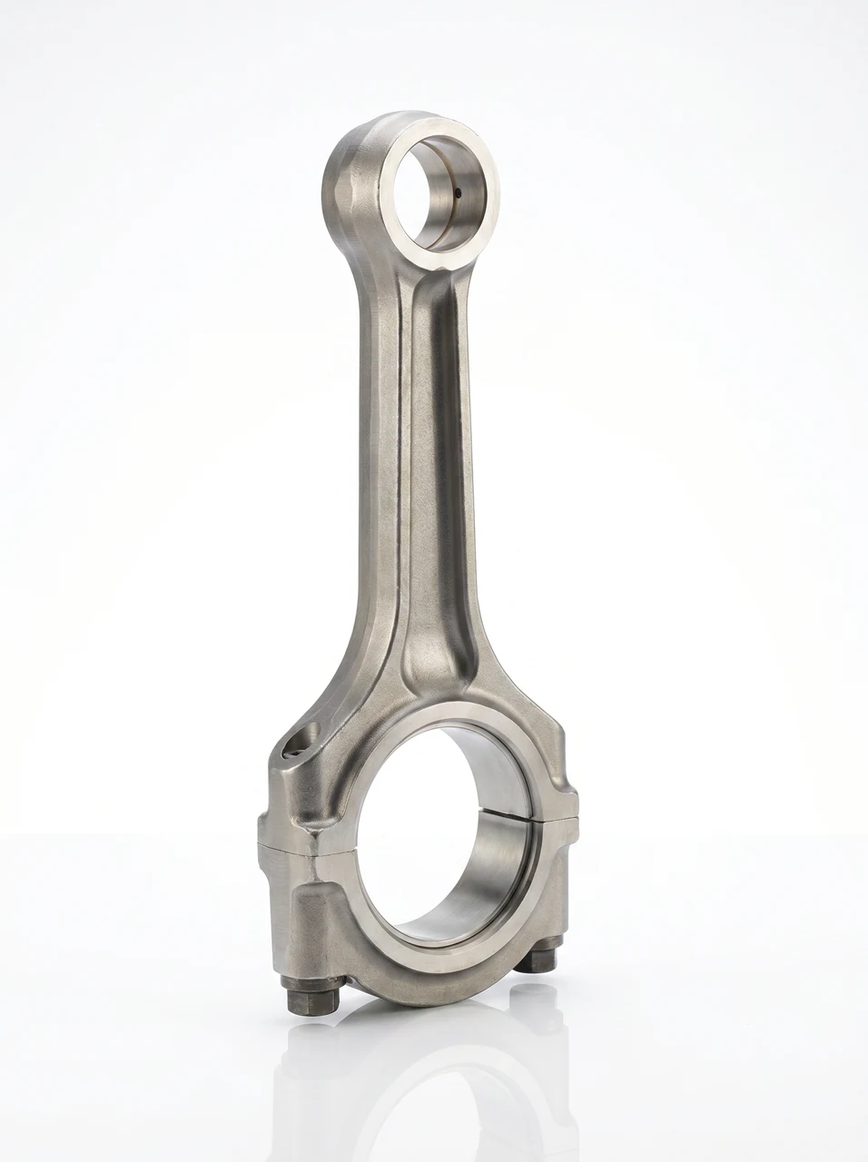 Reconditioned MaK-MaK connecting rod, machined and inspected in India