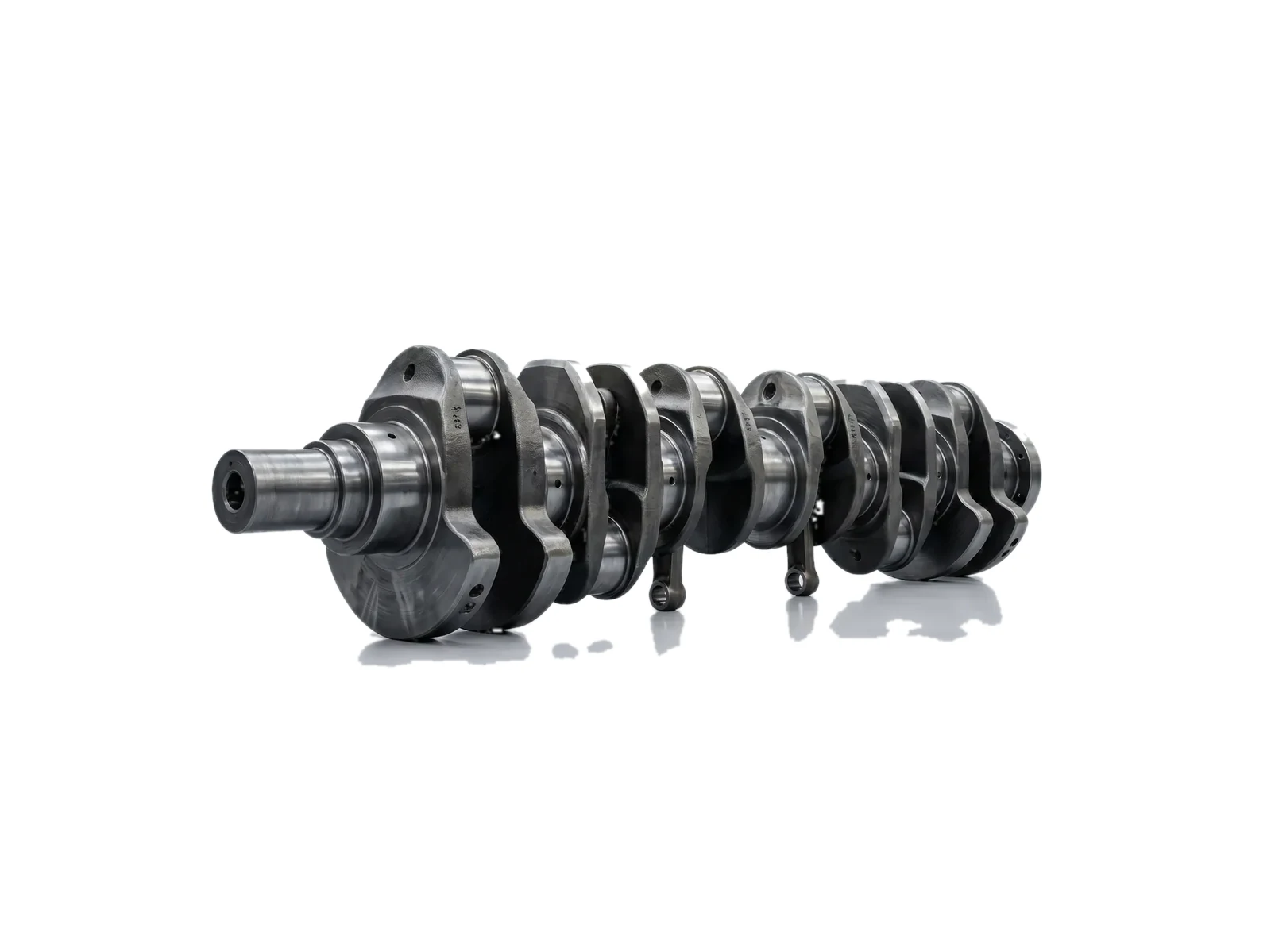 Marine main engine crankshaft spare part — Forged alloy steel, ground journals — genuine, OEM-equivalent and Alang-reconditioned