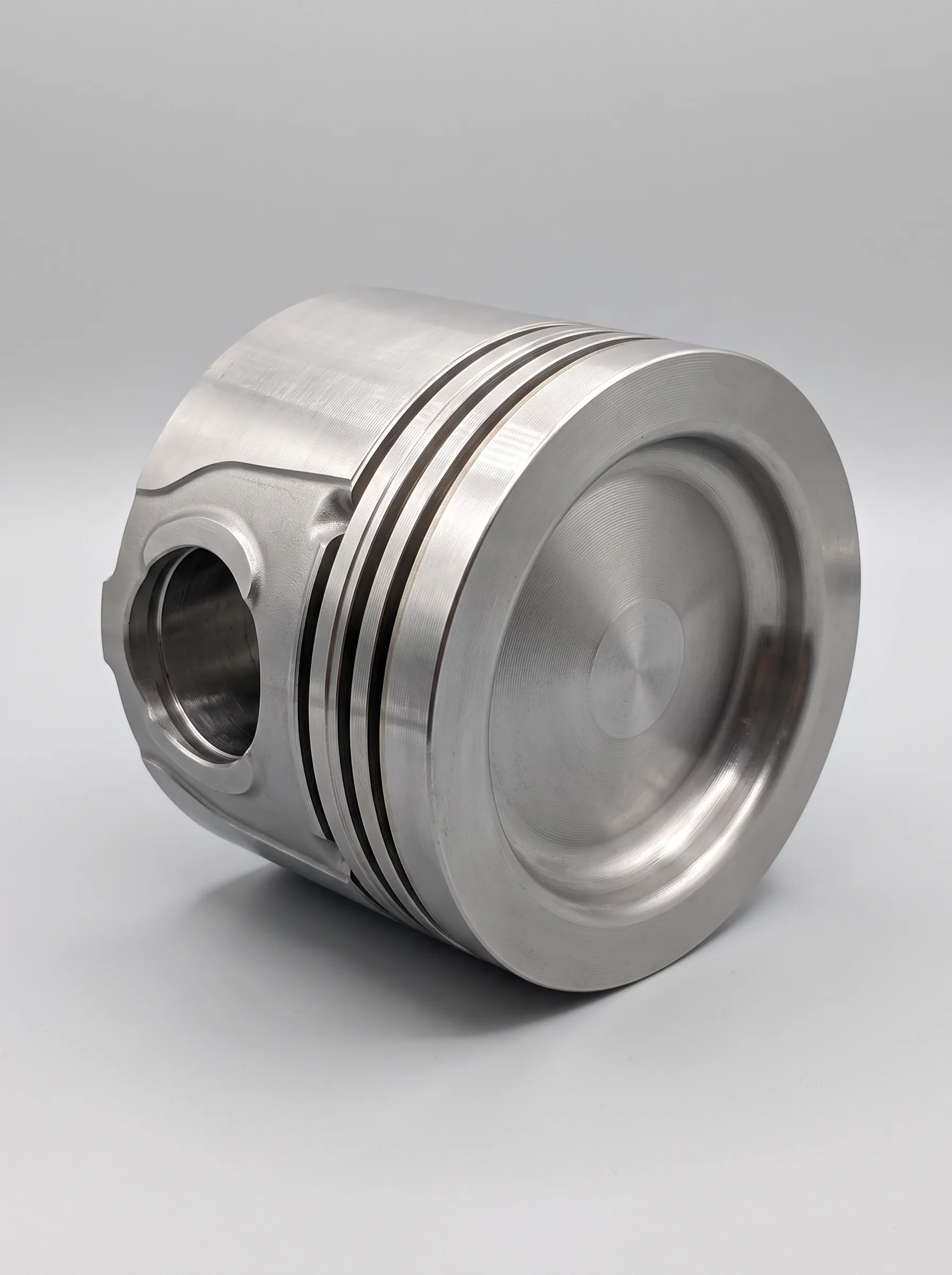 piston of auxiliary marine engine